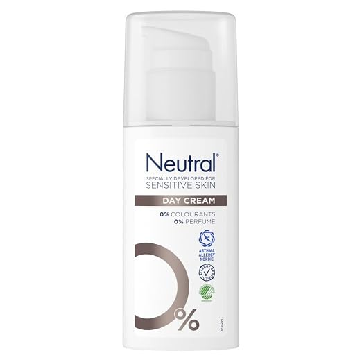 Frasco dosificador de la crema hidratante Neutral Day Cream para pieles sensibles.