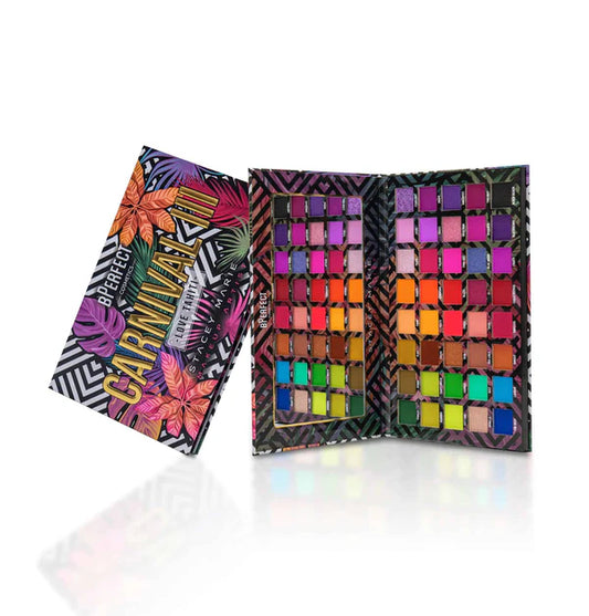 Muestras de color en el brazo que exhiben la vibrante pigmentación de los tonos mates y shimmer de la paleta Carnival III.
