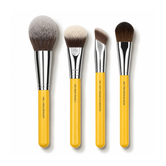 Detalle de las fibras naturales y sintéticas de las brochas Bdellium Tools Studio Pro.