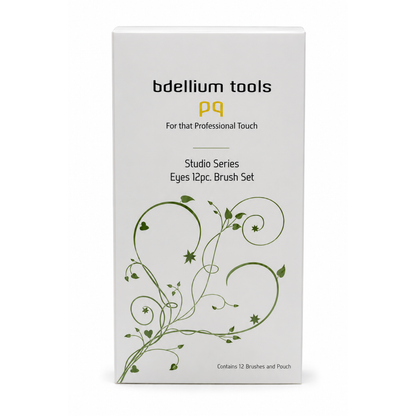 Colección completa de 12 brochas profesionales para ojos Studio Eyes de Bdellium Tools con estuche enrollable abierto.
