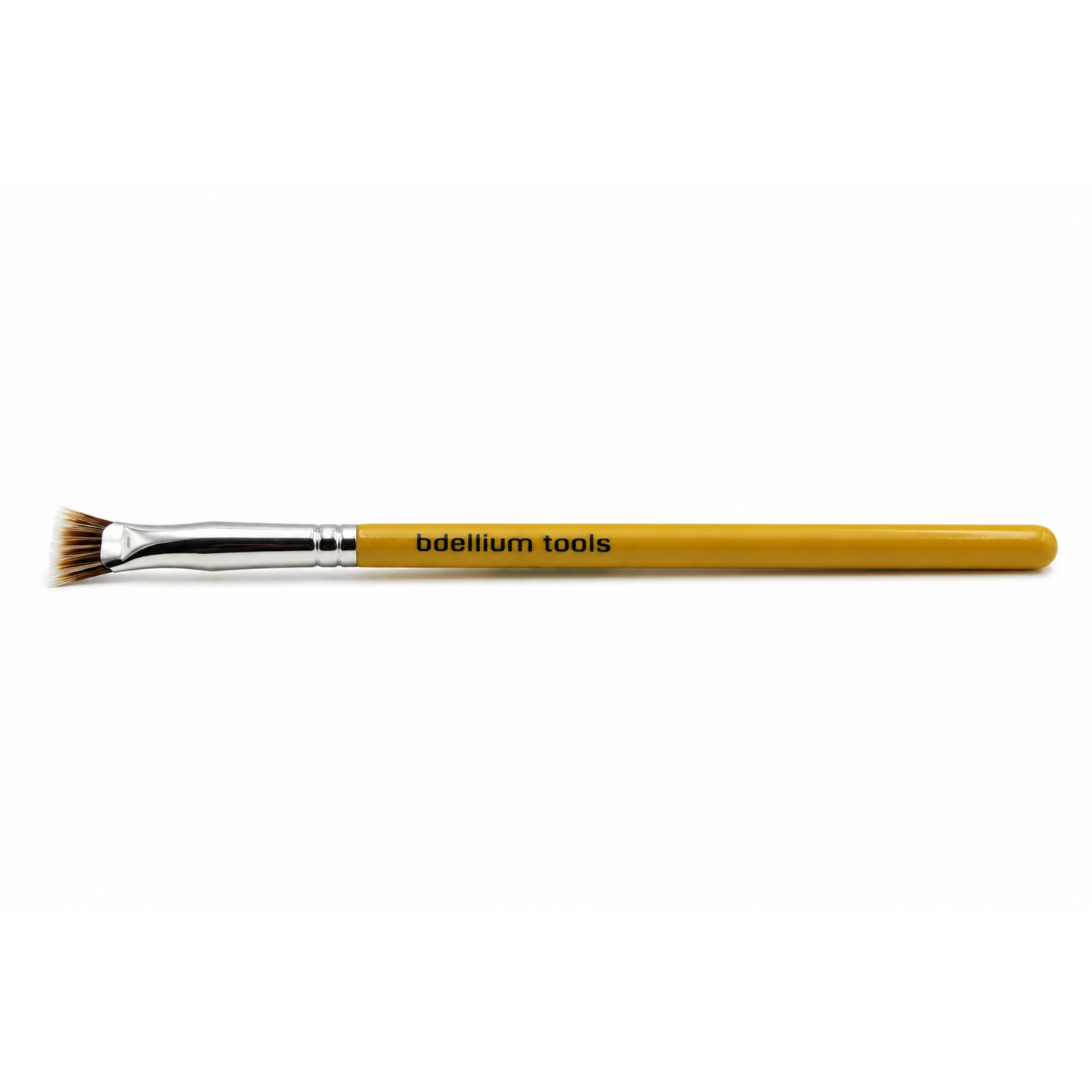 Primer plano detalle de la virola doblada y las cerdas duales en forma de abanico del pincel de precisión Bdellium Tools 729.