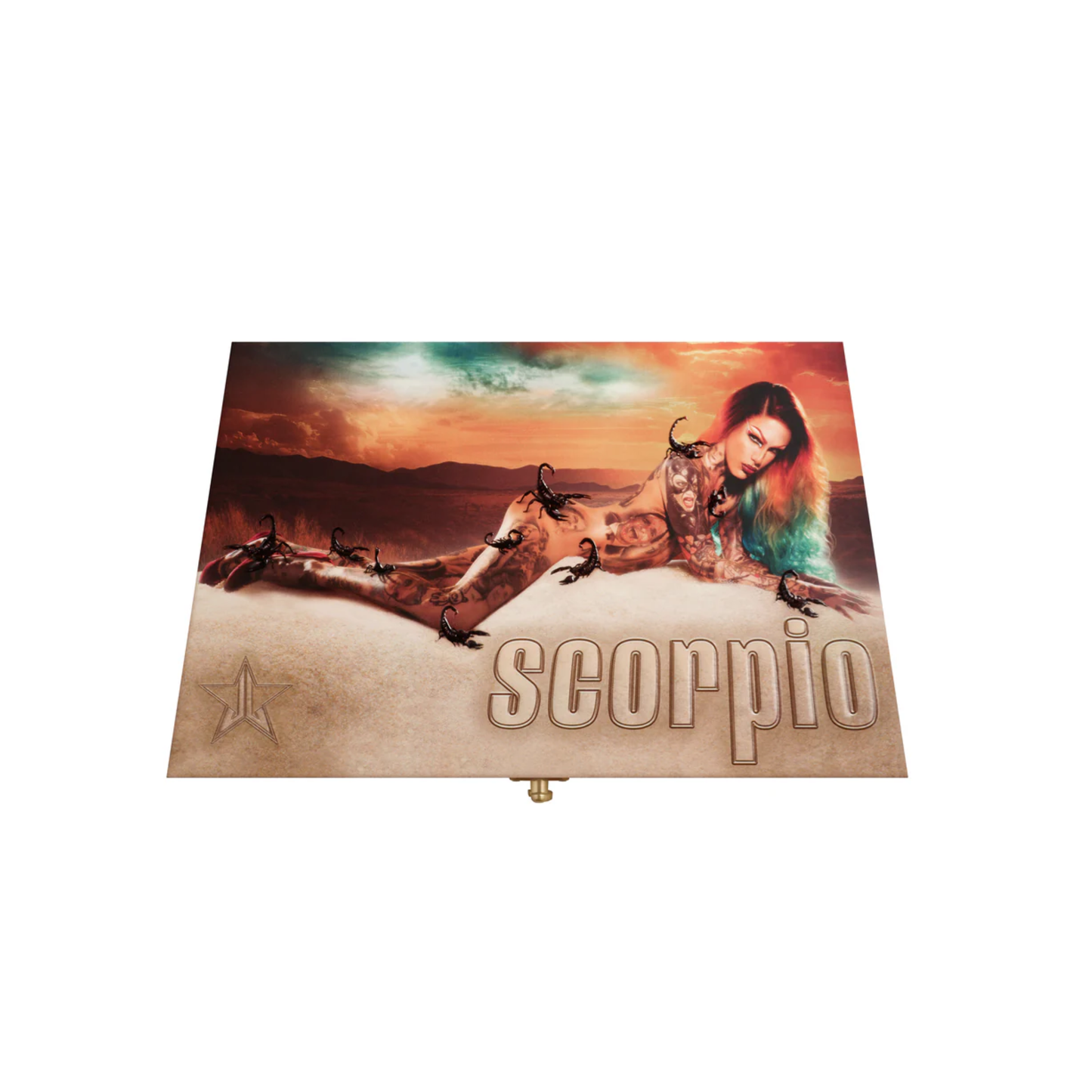 Muestras de color en la piel de los tonos mate ciruela y metálicos dorados y púrpuras de la paleta Scorpio