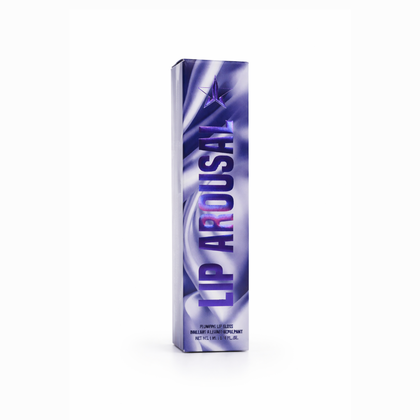 Muestra de color brillante en la piel del voluminizador labial Voyeurism revelando su tono morado baya profundo y traslúcido.