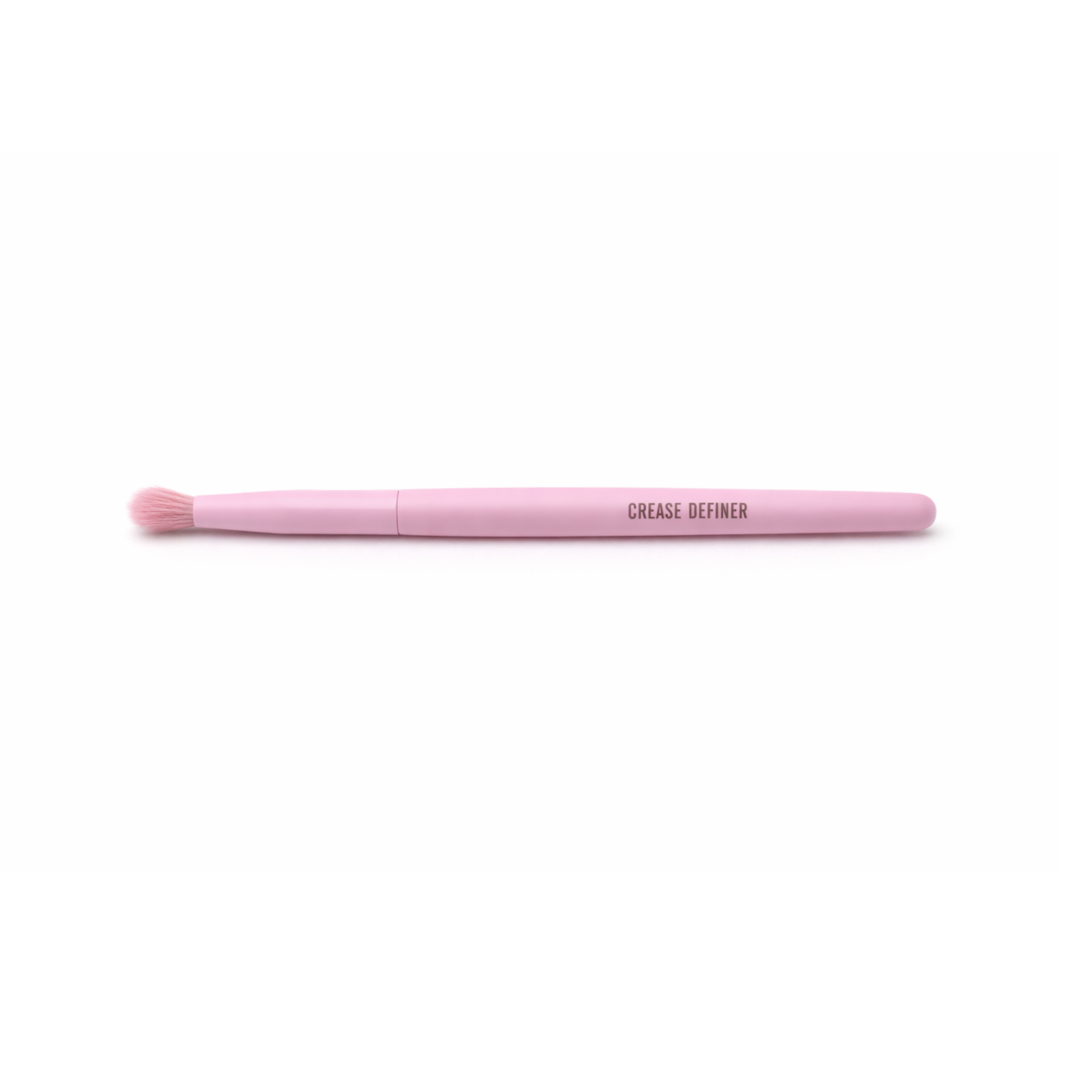 Empaque exterior con el logotipo de la marca Jeffree Star Cosmetics y los detalles de la fórmula de cerdas sintéticas.