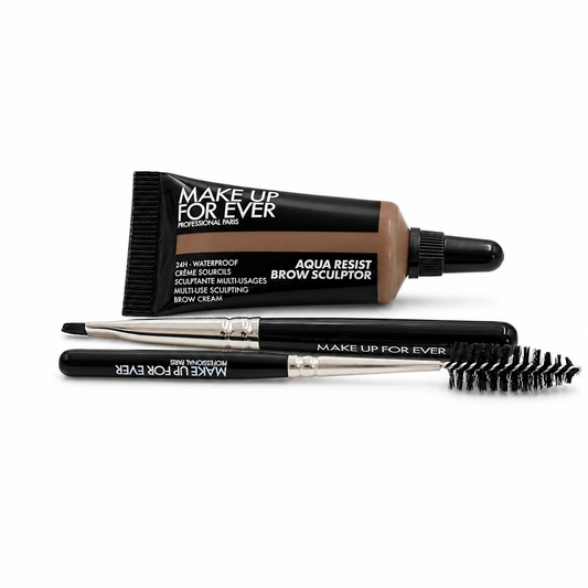 Kit de cejas Aqua Resist Brow Sculptor 25 Medium Ash de Make Up For Ever.