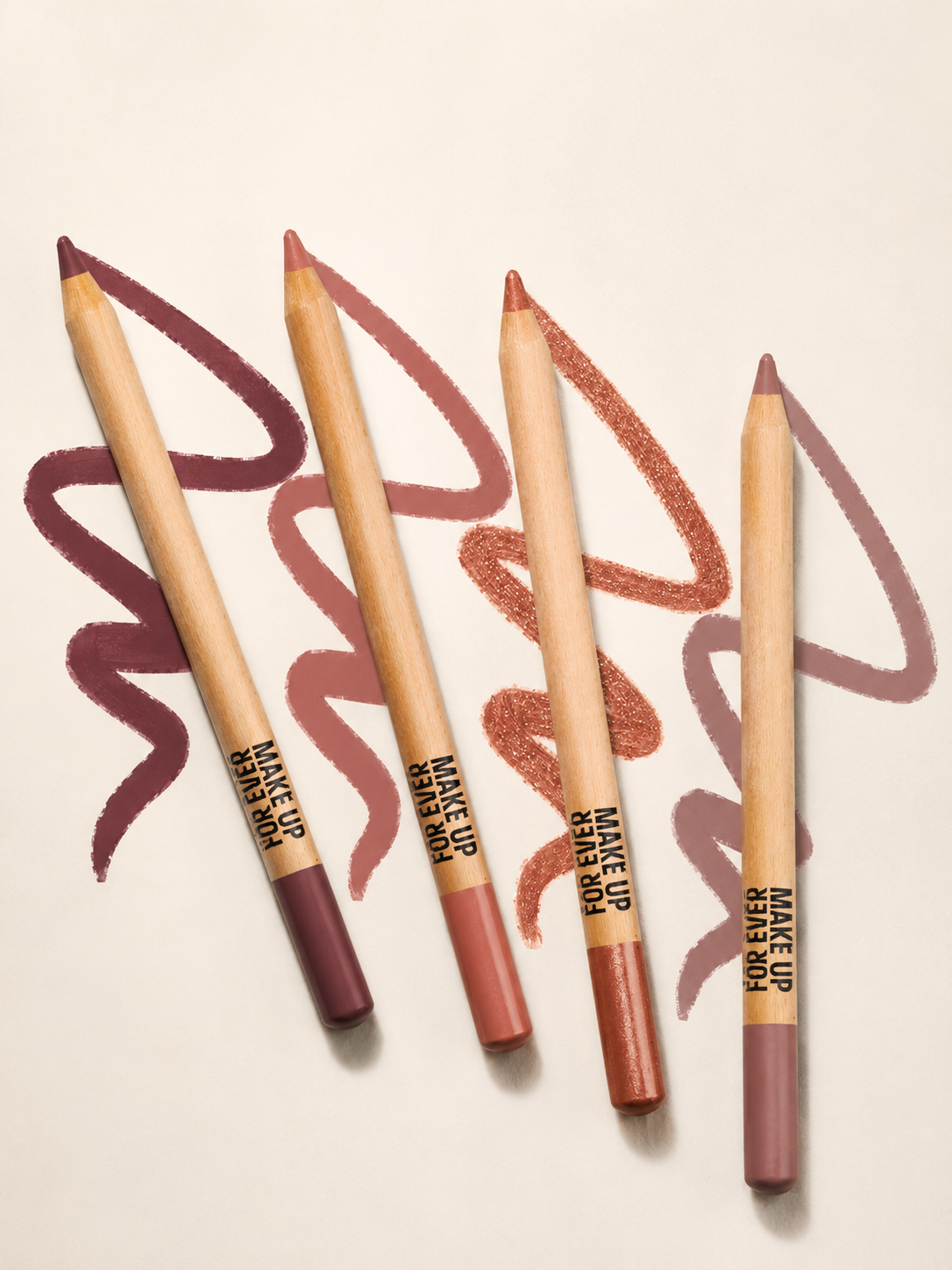 Lapices de colores de Make Up For Ever.