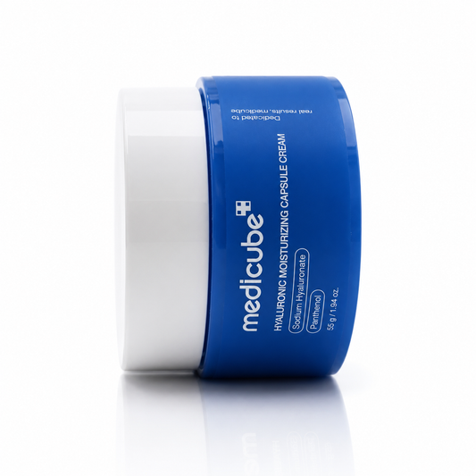 Detalle de la textura de Capsule Cream with Hyaluronic Acid de Medicube.