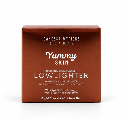 Yummy Skin Blurring Balm Powder tono 4.5 de Danessa Myricks Beauty.