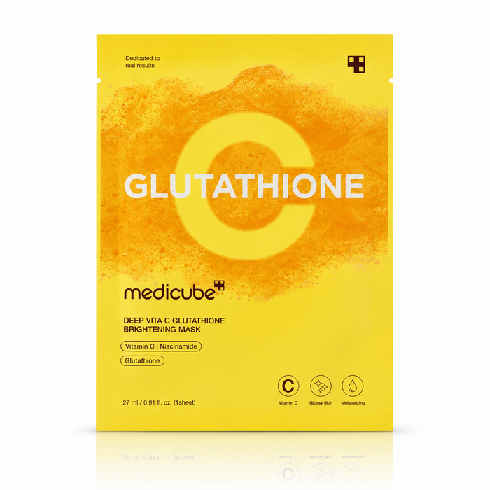 Envase de mascarilla facial Deep Vita C Glutathione Brightening Mask de la marca Medicube.