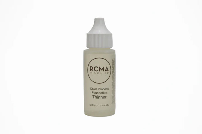 Envase de diluyente para maquillaje RCMA Color Process Foundation Thinner 30ml.