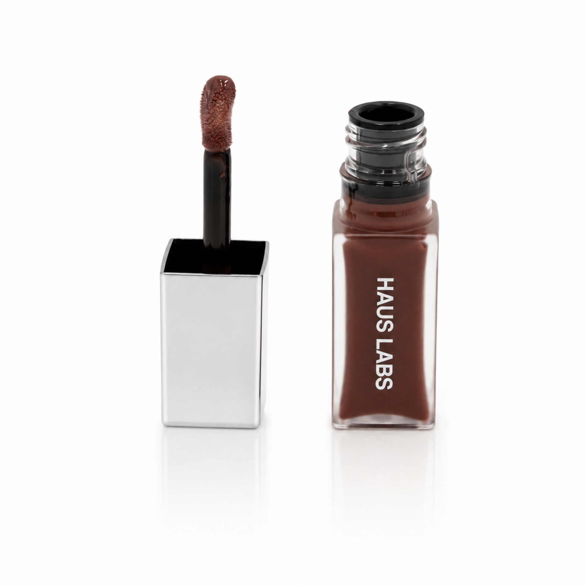 Gloss PhD Hybrid Lip Glaze de Haus Labs tono Cocoa.