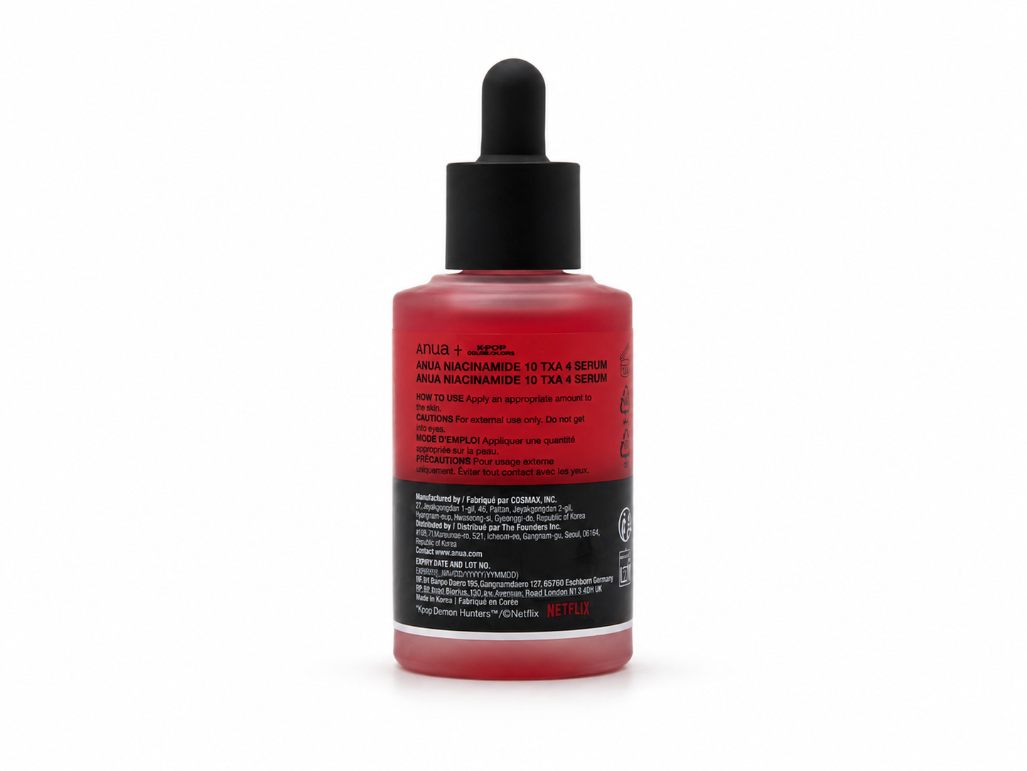 Aplicación de Niacinamide 10 TXA 4 Serum de Anua sobre la piel.