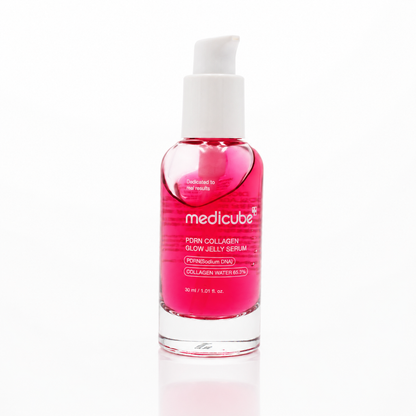 Detalle de la textura de PDRN Pink Collagen Glow Jelly Serum de Medicube.