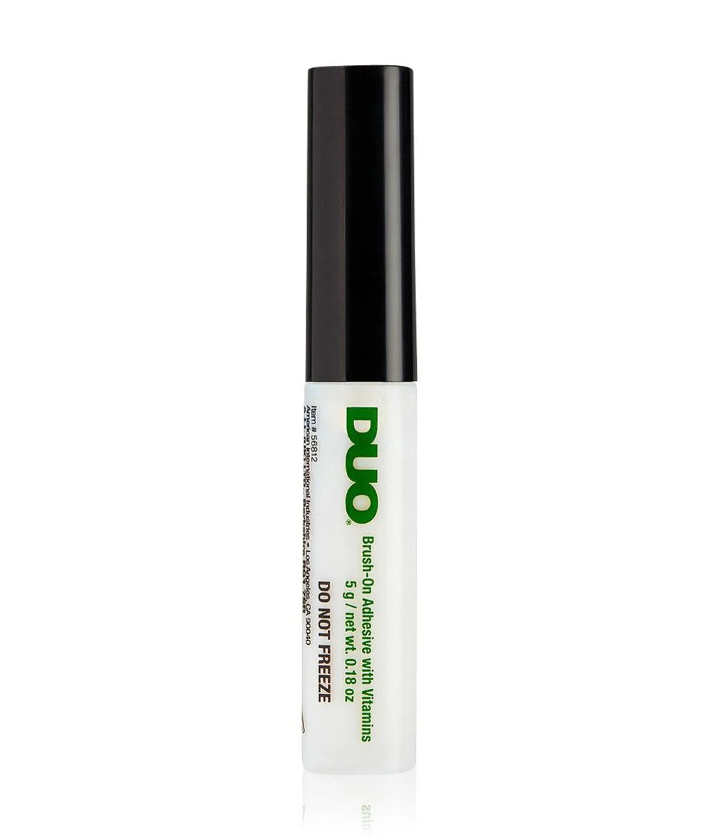 Adhesivo para pestañas postizas DUO Brush-On Clear con Vitaminas en tono transparente