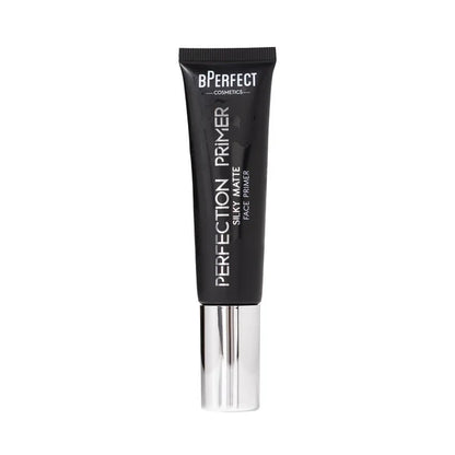Tubo del Perfection Primer - Silky Matte de BPerfect Cosmetics sobre fondo blanco, resaltando su empaque profesional.