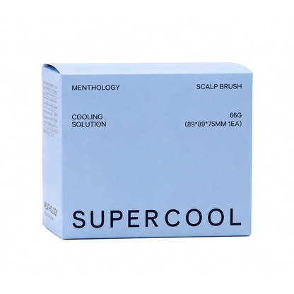 Uso de Scalp Brush Super Cool de Mentología durante la rutina de cuidado.