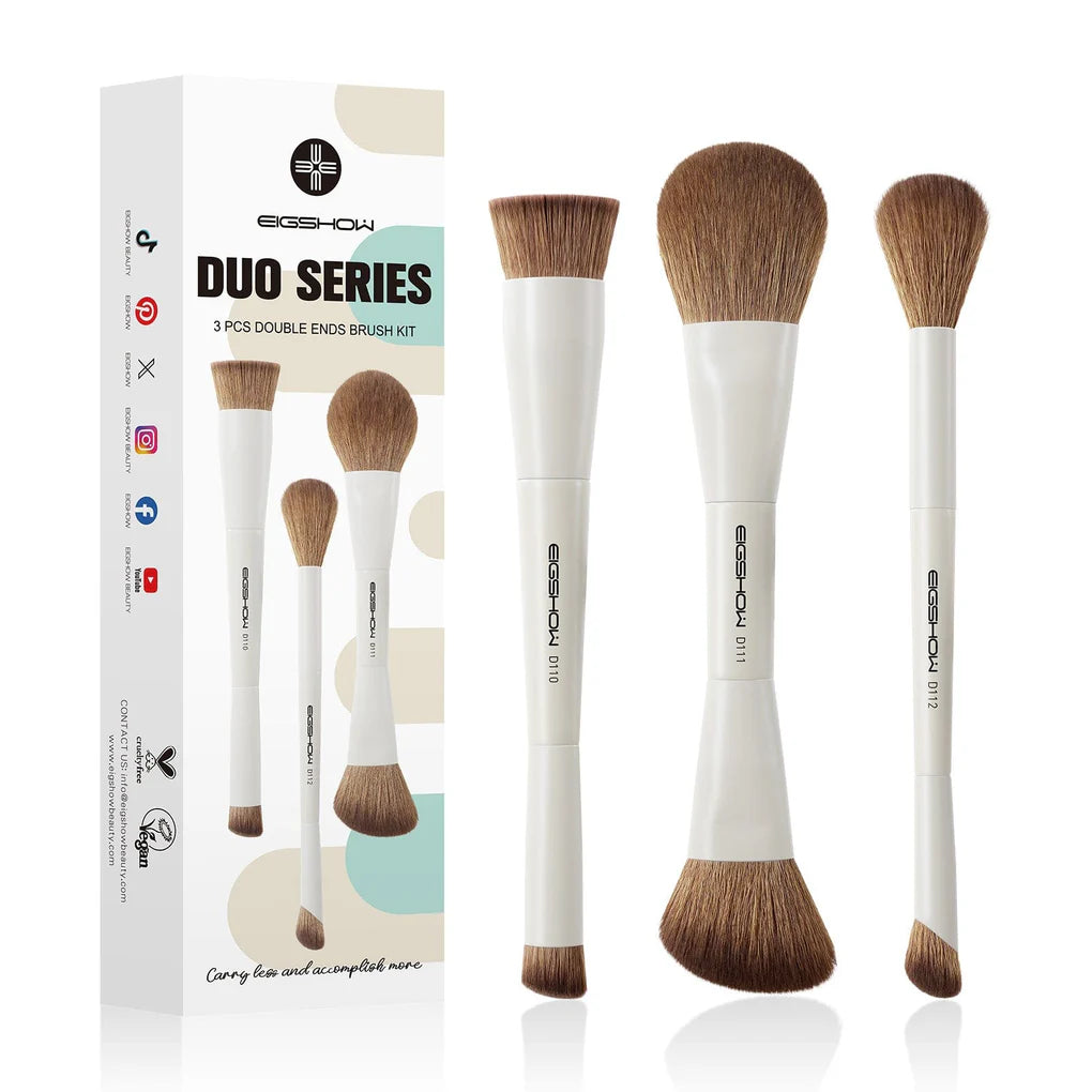 Set de 3 brochas de doble punta EIGSHOW con diseño elegante y funcional.