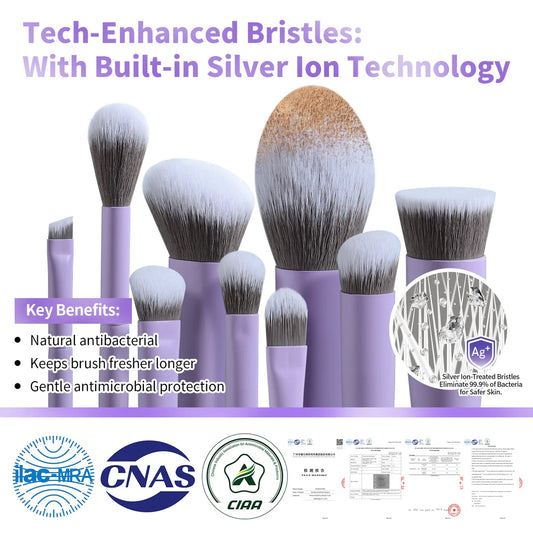 Cerdas sedosas y suaves de las brochas Jade Series, ideales para polvos y líquidos.