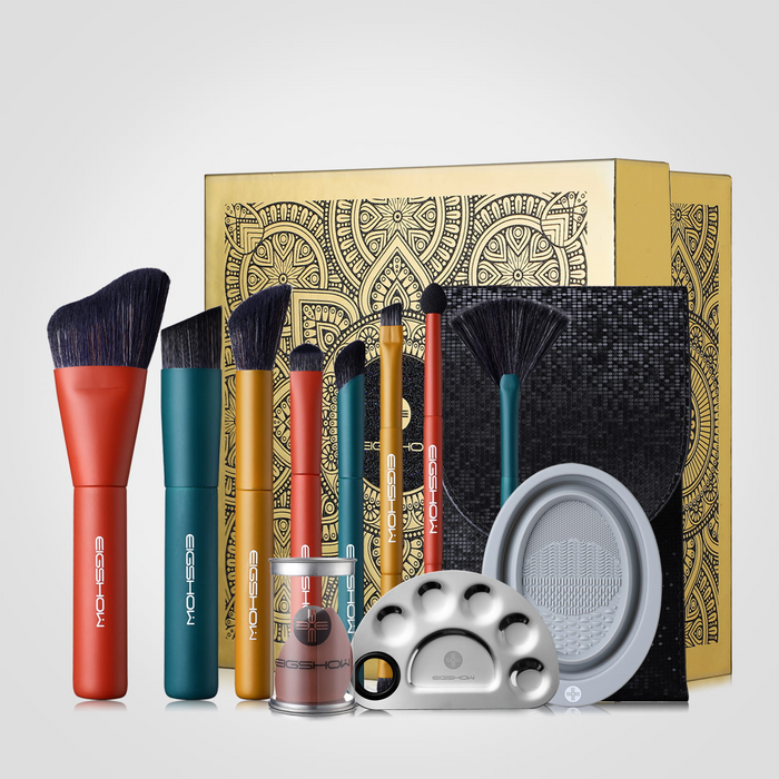 Set de regalo de 8 mini brochas de maquillaje de viaje EIGSHOW Chic Series con estuche rígido y accesorios.