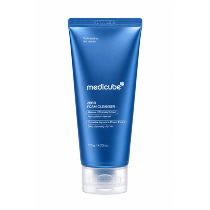Envase de espuma limpiadora Zero Foam Cleanser de la marca Medicube.