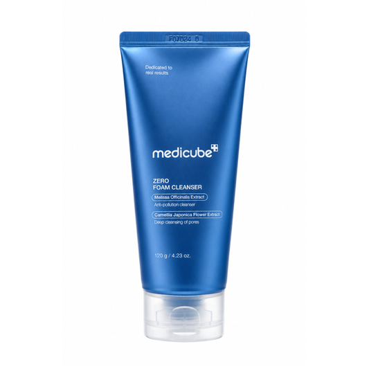 Envase de espuma limpiadora Zero Foam Cleanser de la marca Medicube.