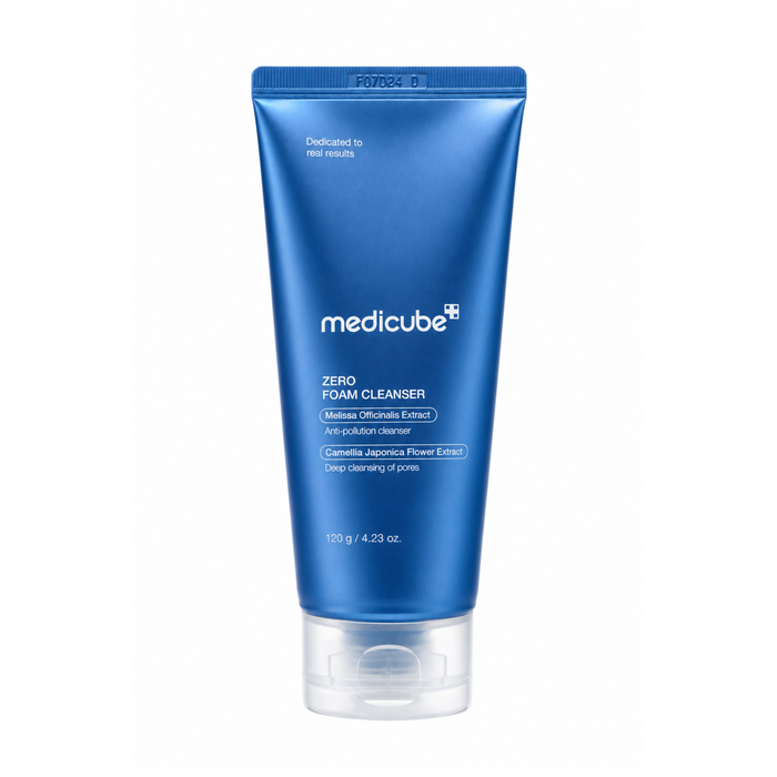 Envase de espuma limpiadora Zero Foam Cleanser de la marca Medicube.